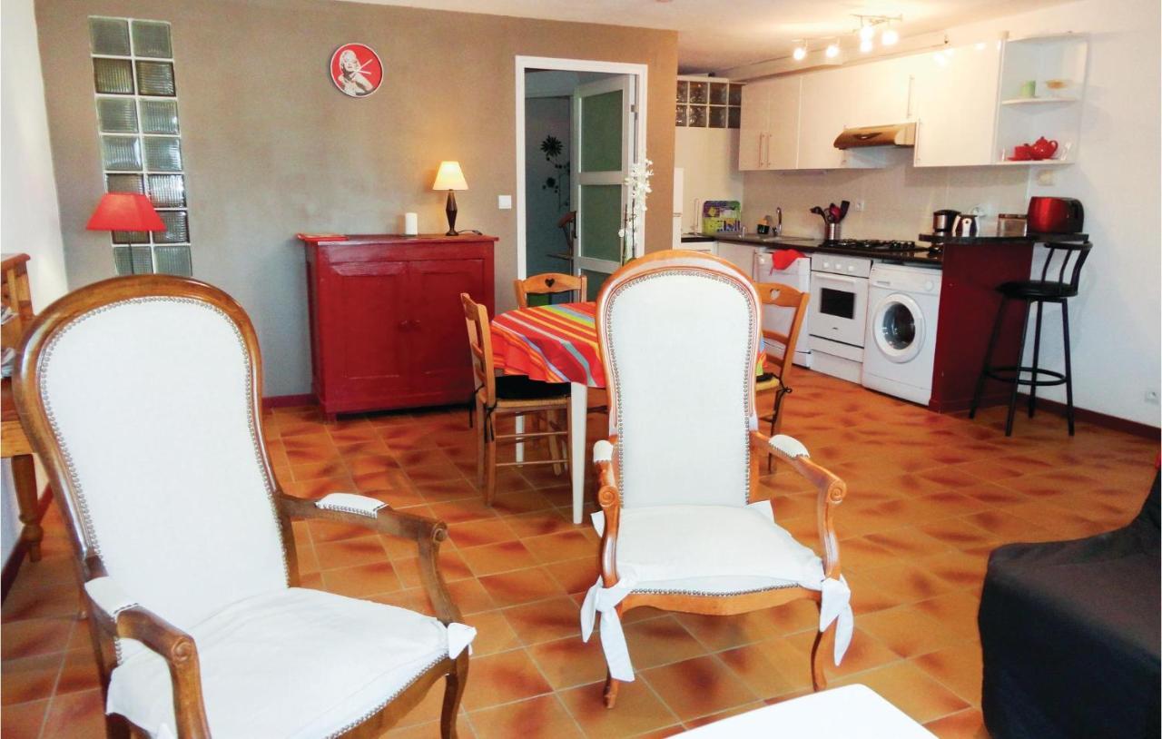 Stunning Apartment In Pignan With Kitchen Ngoại thất bức ảnh